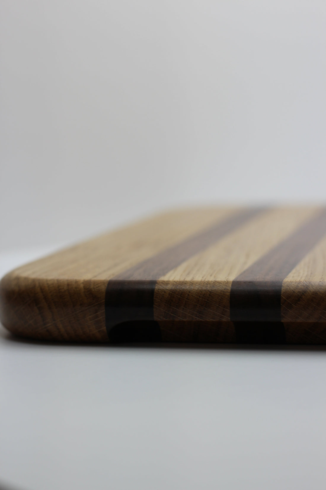 Which Oil Should You Use on a Wooden Chopping Board?