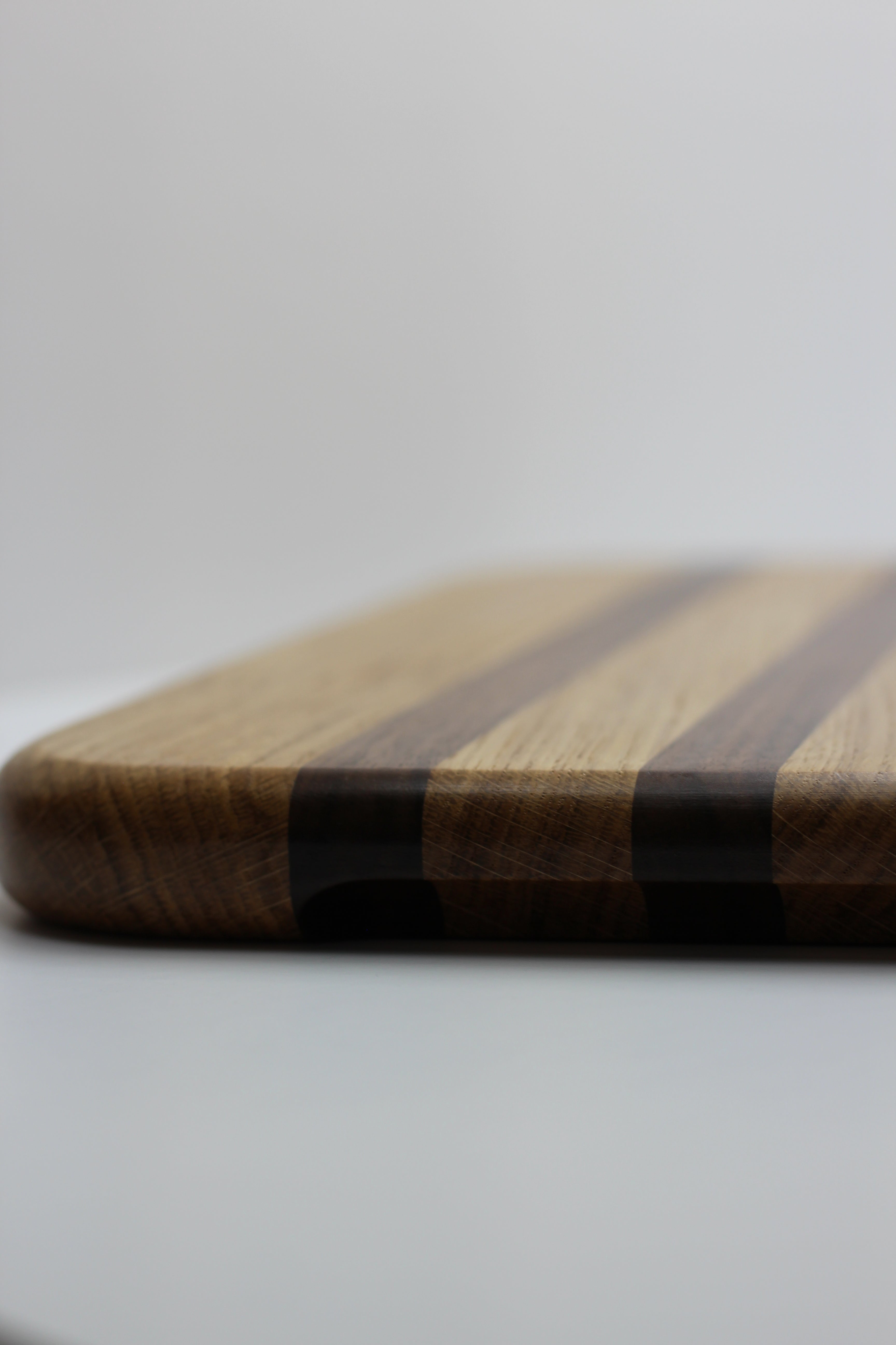 Which Oil Should You Use on a Wooden Chopping Board?